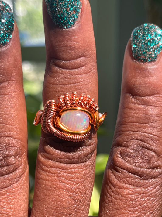 Balance Welo Opal Ring