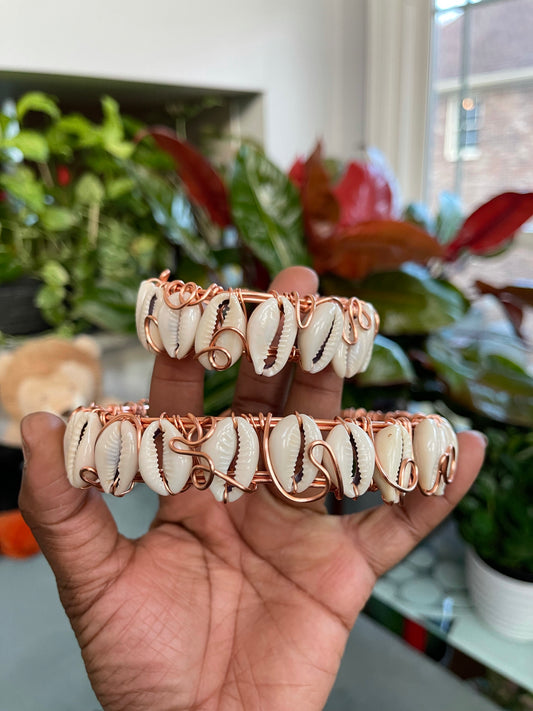 Cowrie Queen Set